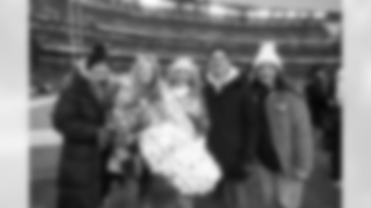 Cassidy was joined by her family for the special moment.