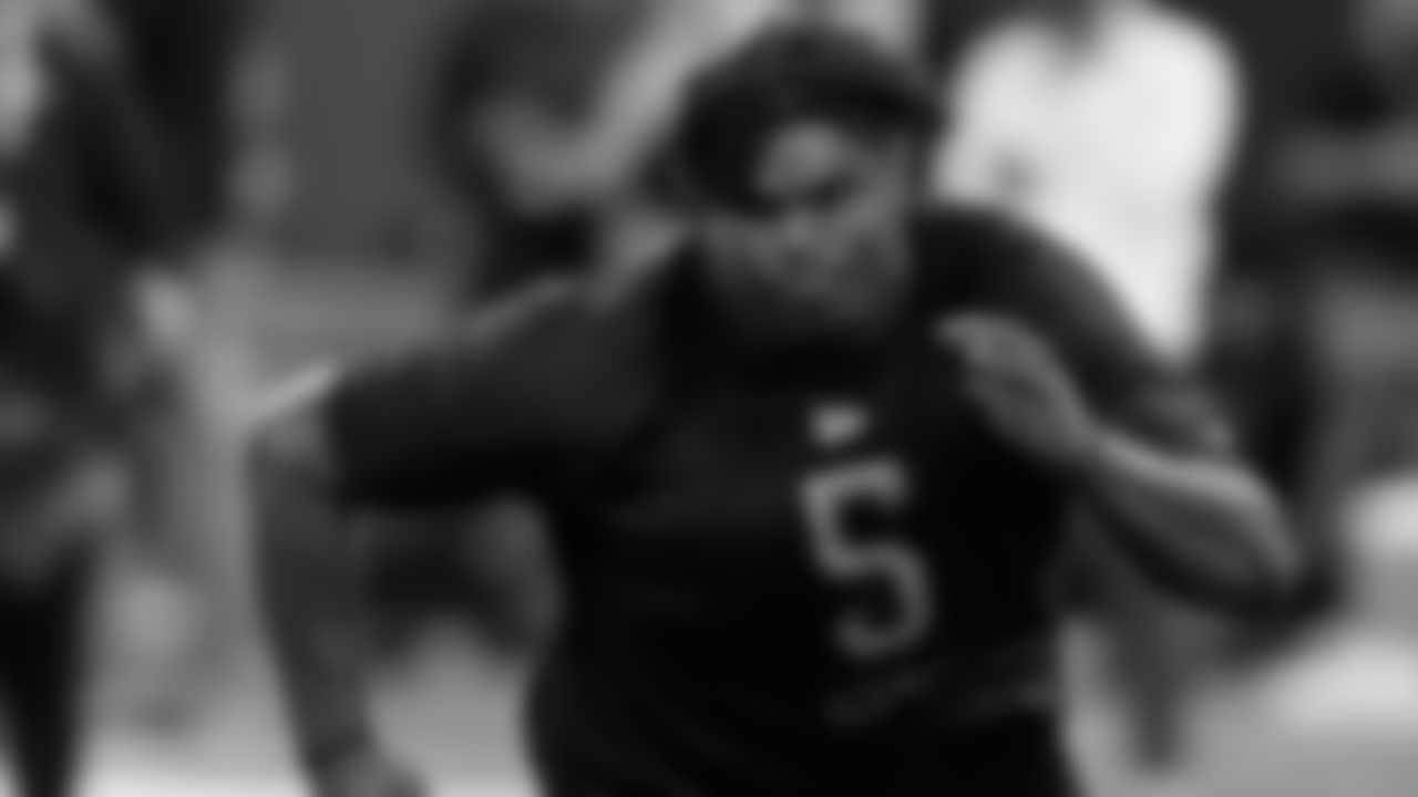 DT Jordan Davis (2022)
40-Yard Dash: 4.78 seconds
Vertical Jump: 32 inches
Broad Jump: 10 feet, 3 inches