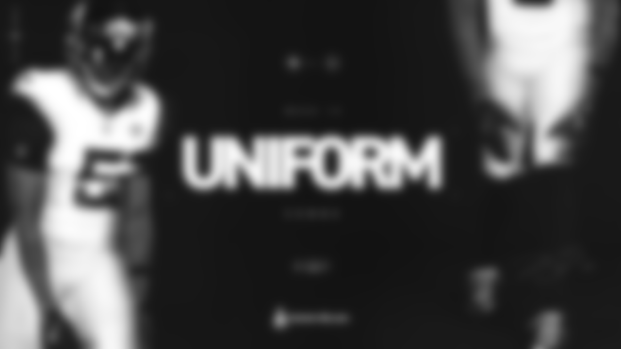 W10-UNIFORM-16x9