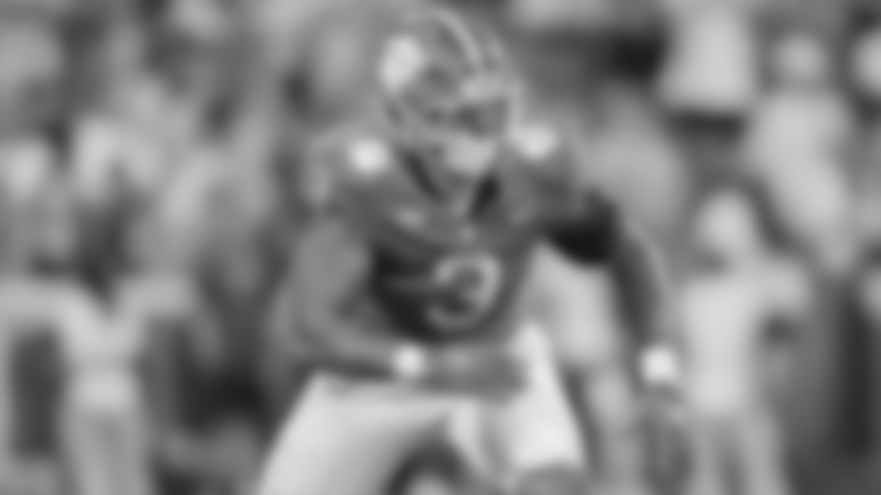 Edge T.J. Parker - Clemson