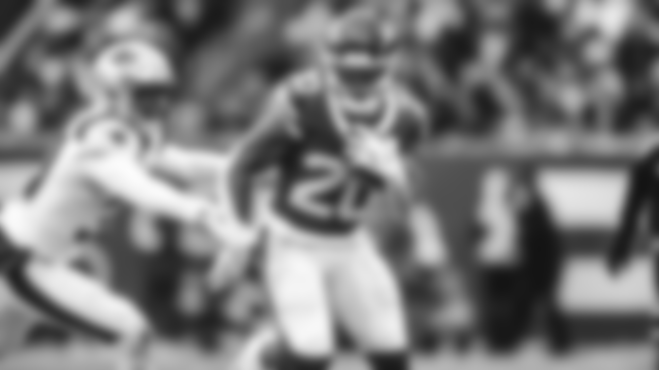 RB Breece Hall - UFA