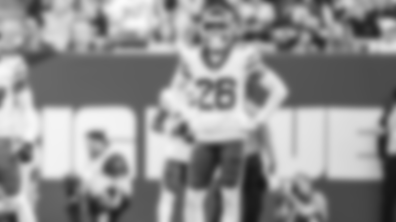 CB Isaiah Oliver