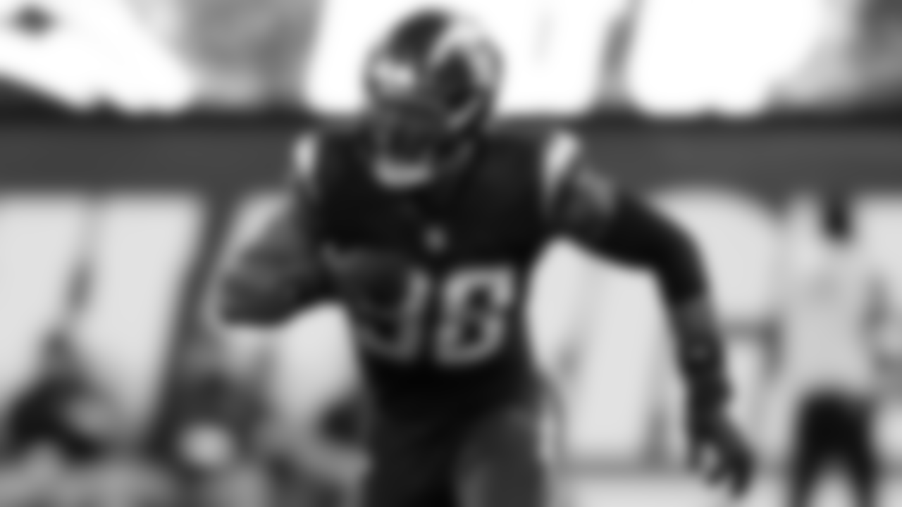 No. 9 - Edge Odafe Oweh