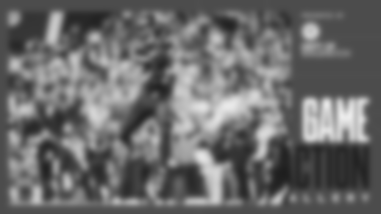 16x9NFCChampGameAction