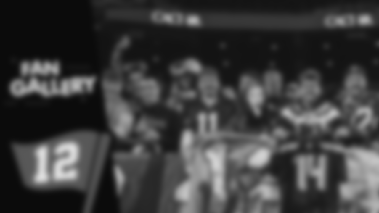 The 12s show up strong, traveling across the country for week 9 at the Commanders on Nov 2, 2025