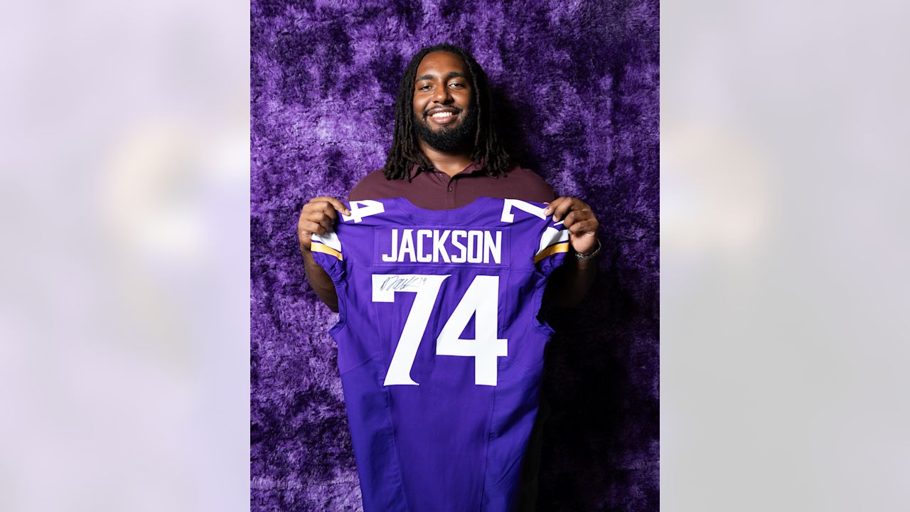 Vikings Trade with Seahawks to Acquire Quarterback Sam Howell