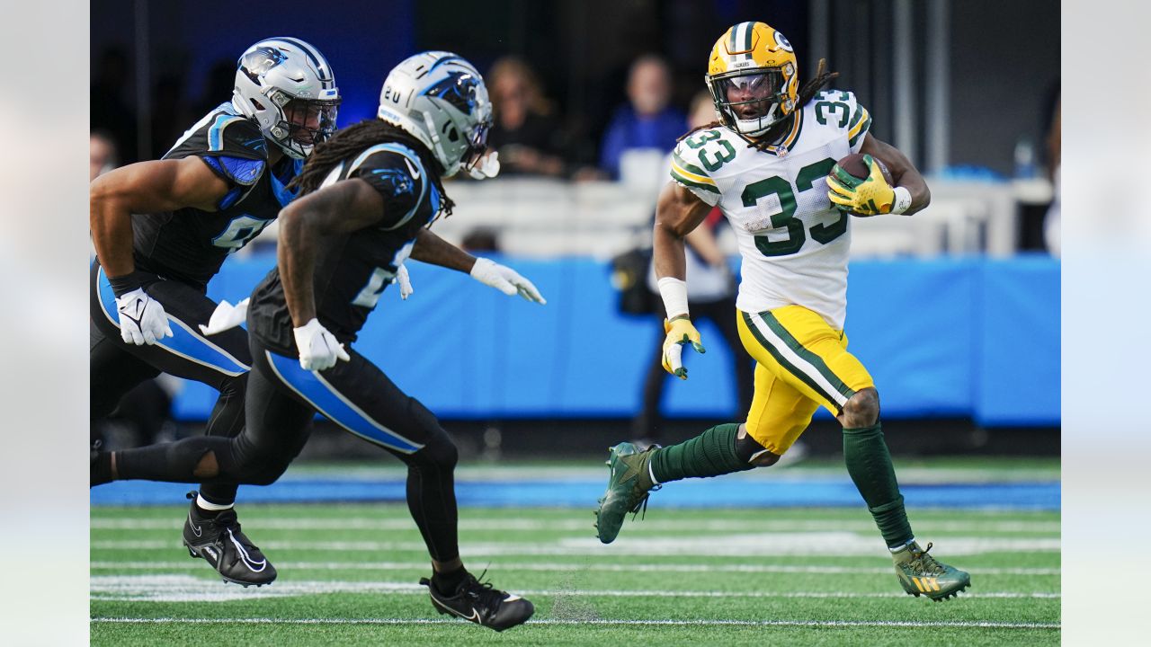 5 Things to Know About Running Back Aaron Jones