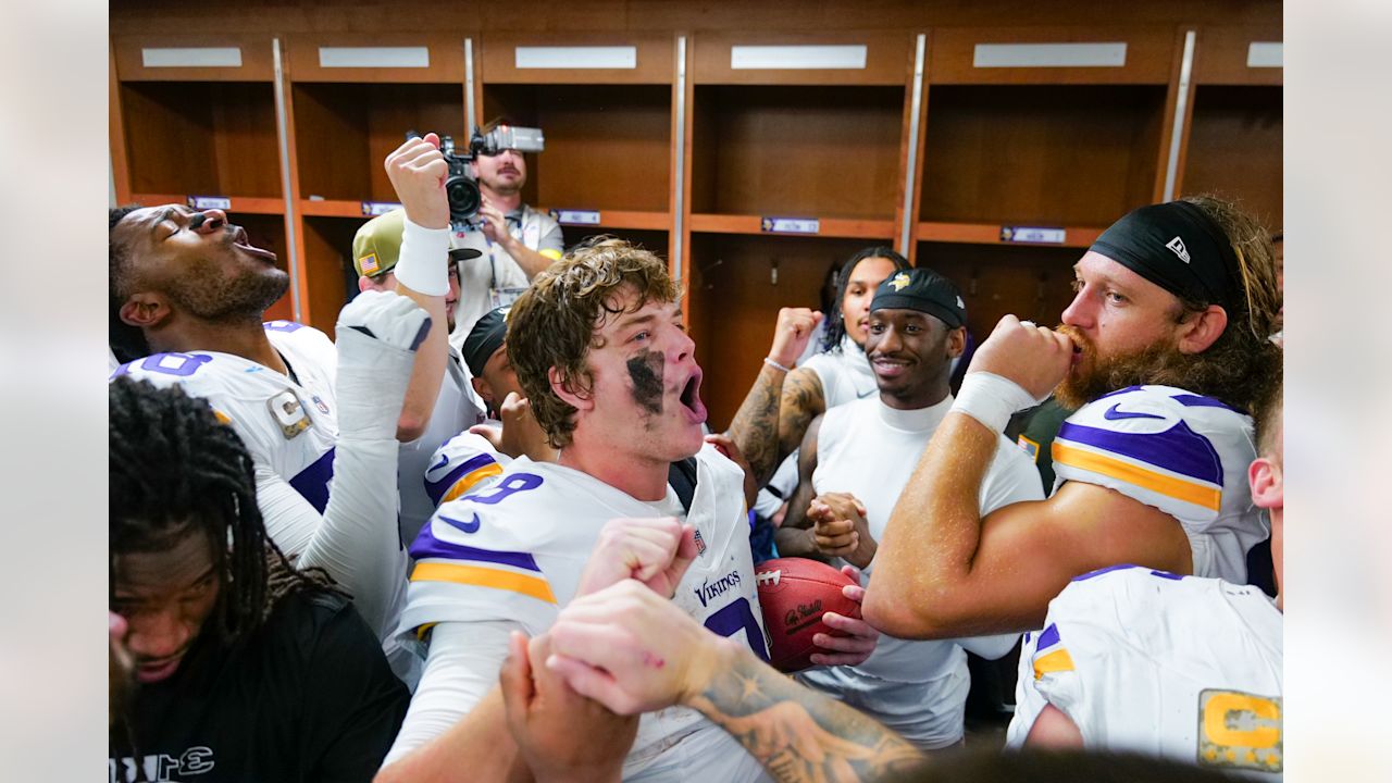 Vikings Locker Room Celebration Photos From Win in Detroit