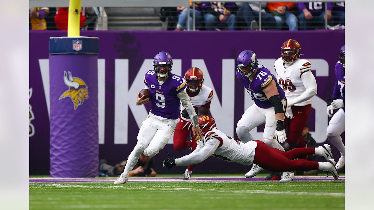 Vikings vs. Commanders Game Observations: J.J. McCarthy & Offense Start  Hot, Defense Dominates