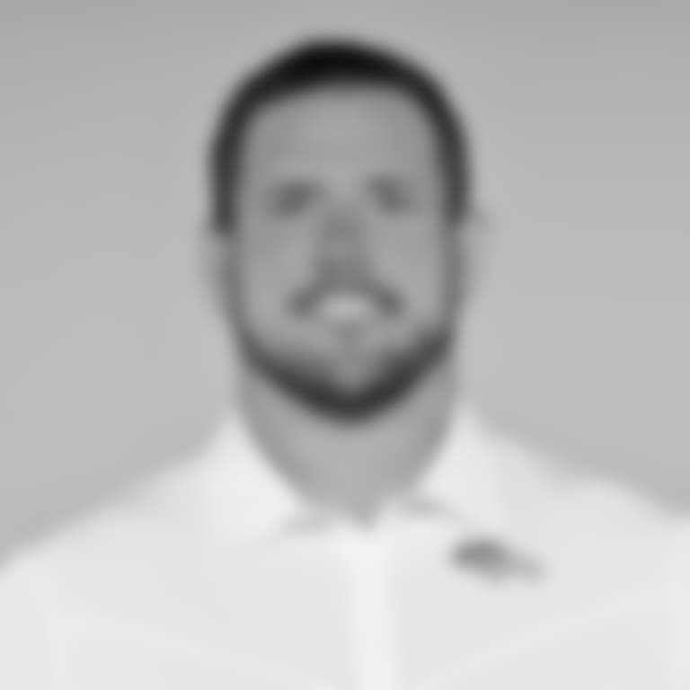 Zach Line headshot