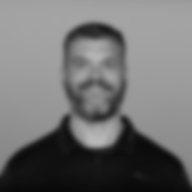 Headshot image of Atlanta Falcons Offensive Line Coach Dwayne Ledford