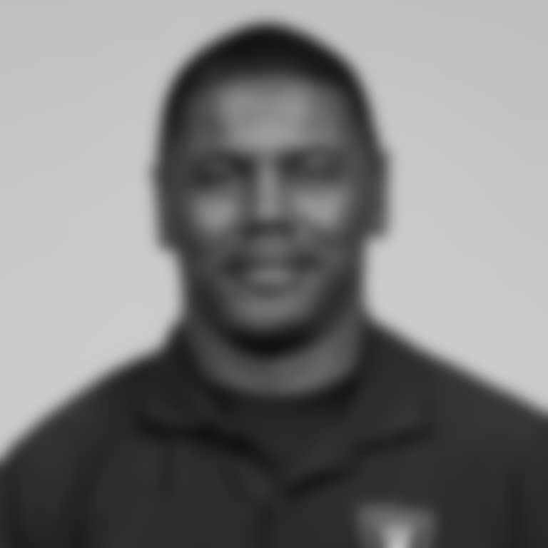 DeLand-McCullough-headshot-2025