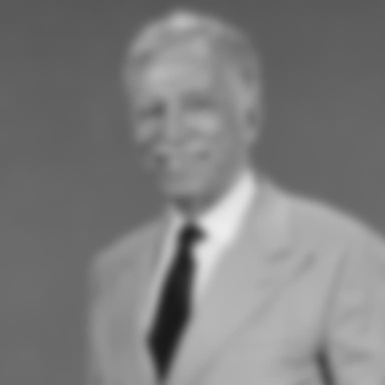 2025-e-stanley-kroenke-headshot