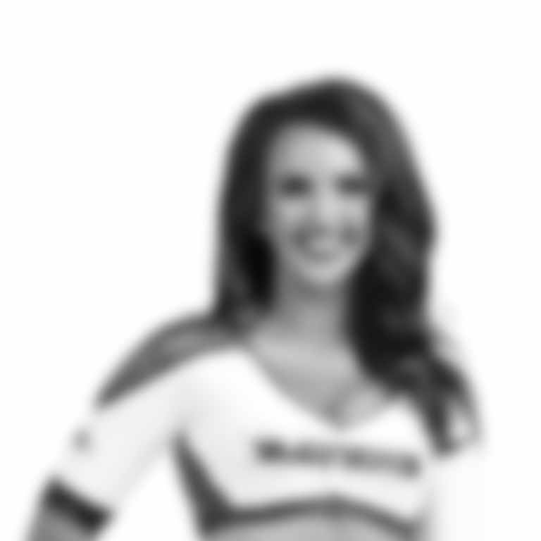 cheerleaders-headshot-NicoleD