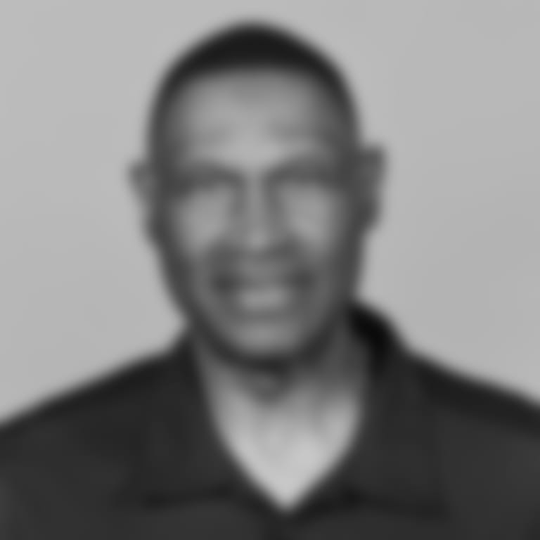 Assistant head coach Leslie Frazier.