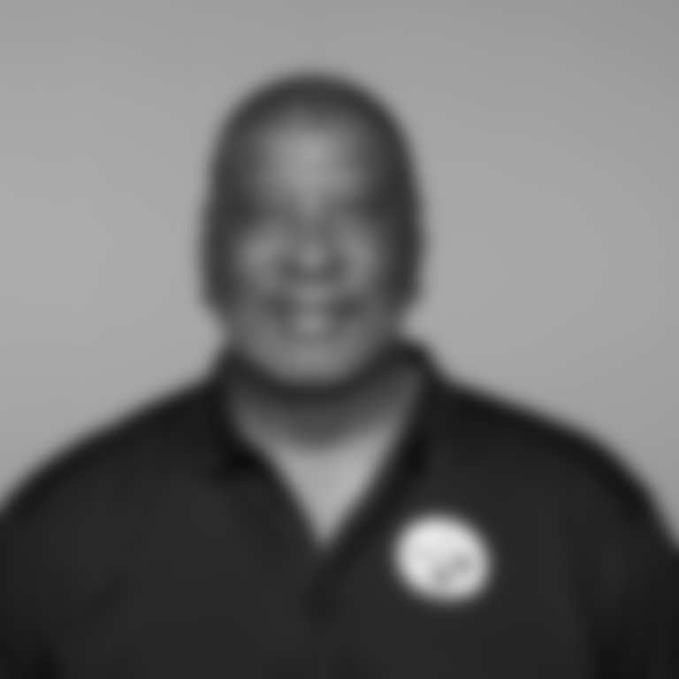 This is a 2025 photo of Alfredo Roberts of the Pittsburgh Steelers NFL football team. This image reflects the Steelers active roster as of May 21, when this image was taken. (Karl Roser / Pittsburgh Steelers)