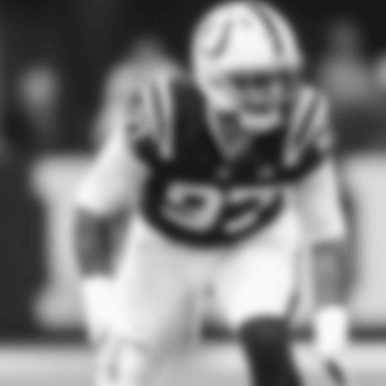 97-Latu Action Photo