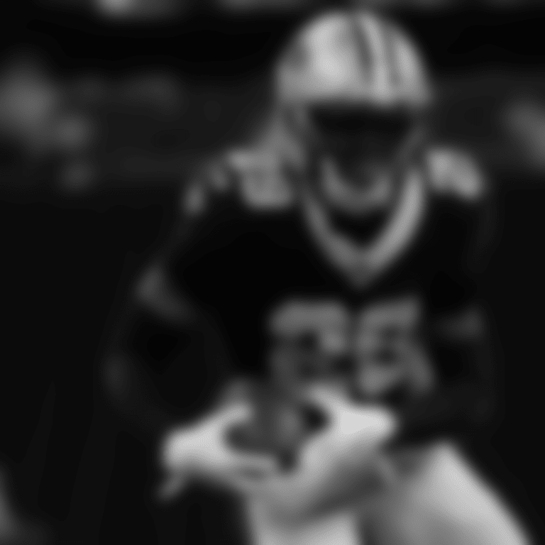 10-6-2025-quincy-riley-29-roster-action-shot