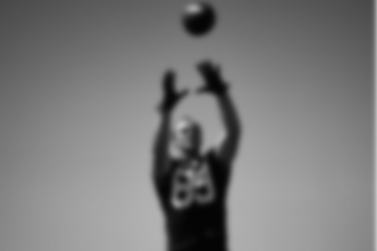 Las Vegas Raiders tight end Brock Bowers (89) at a workout during phase two of the offseason program at Intermountain Health Performance Center.