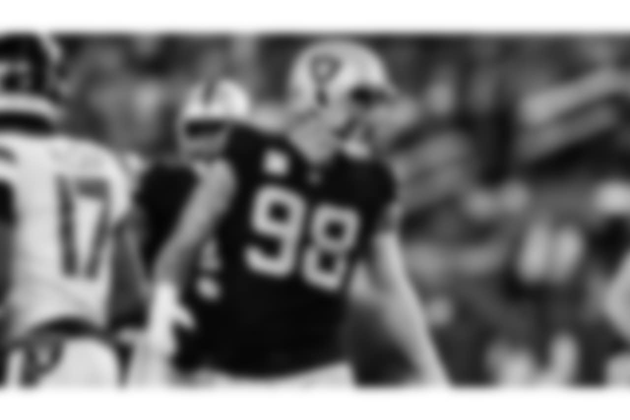 Las Vegas Raiders defensive end Maxx Crosby (98) during the regular season home game against the New York Jets at Allegiant Stadium.
