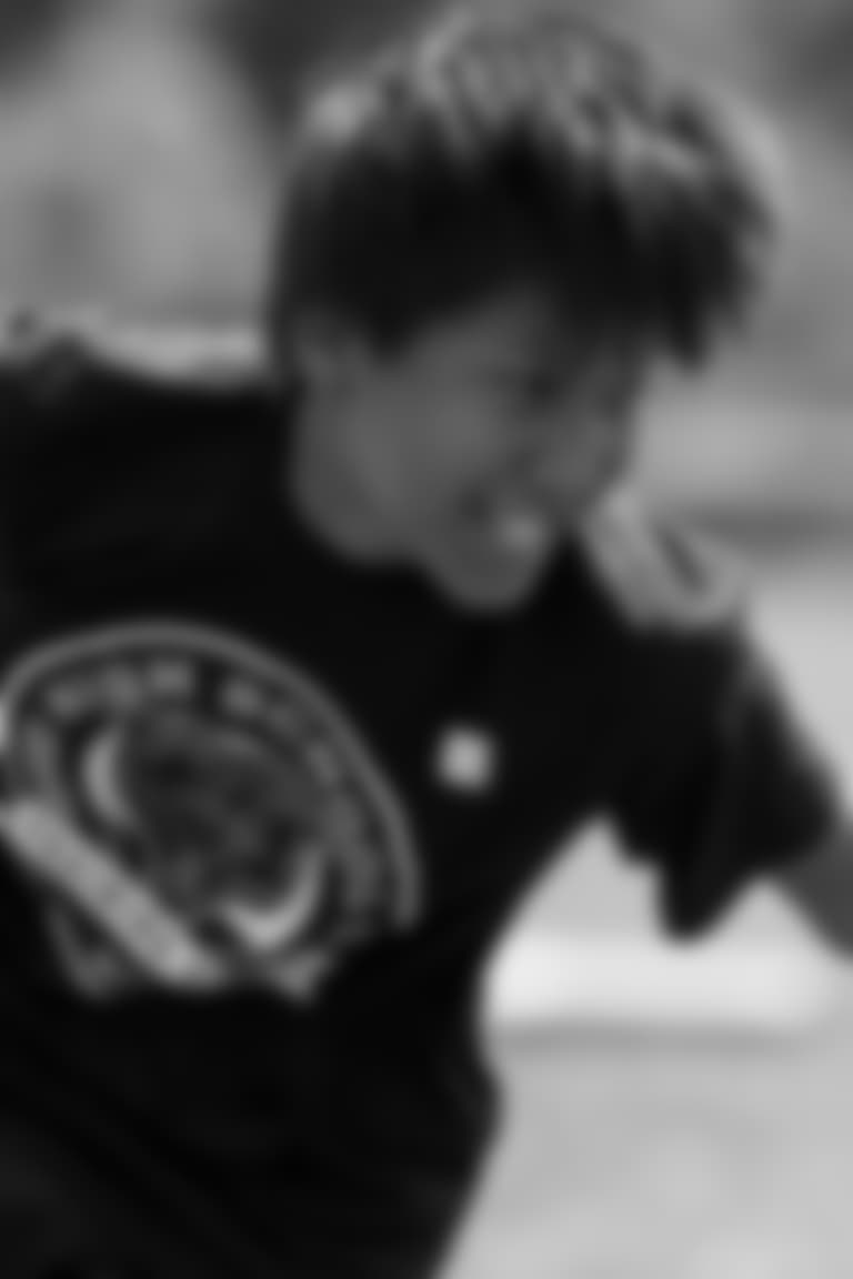 Article Centerpiece With Logos_0013s_0049__BB54839.JPG