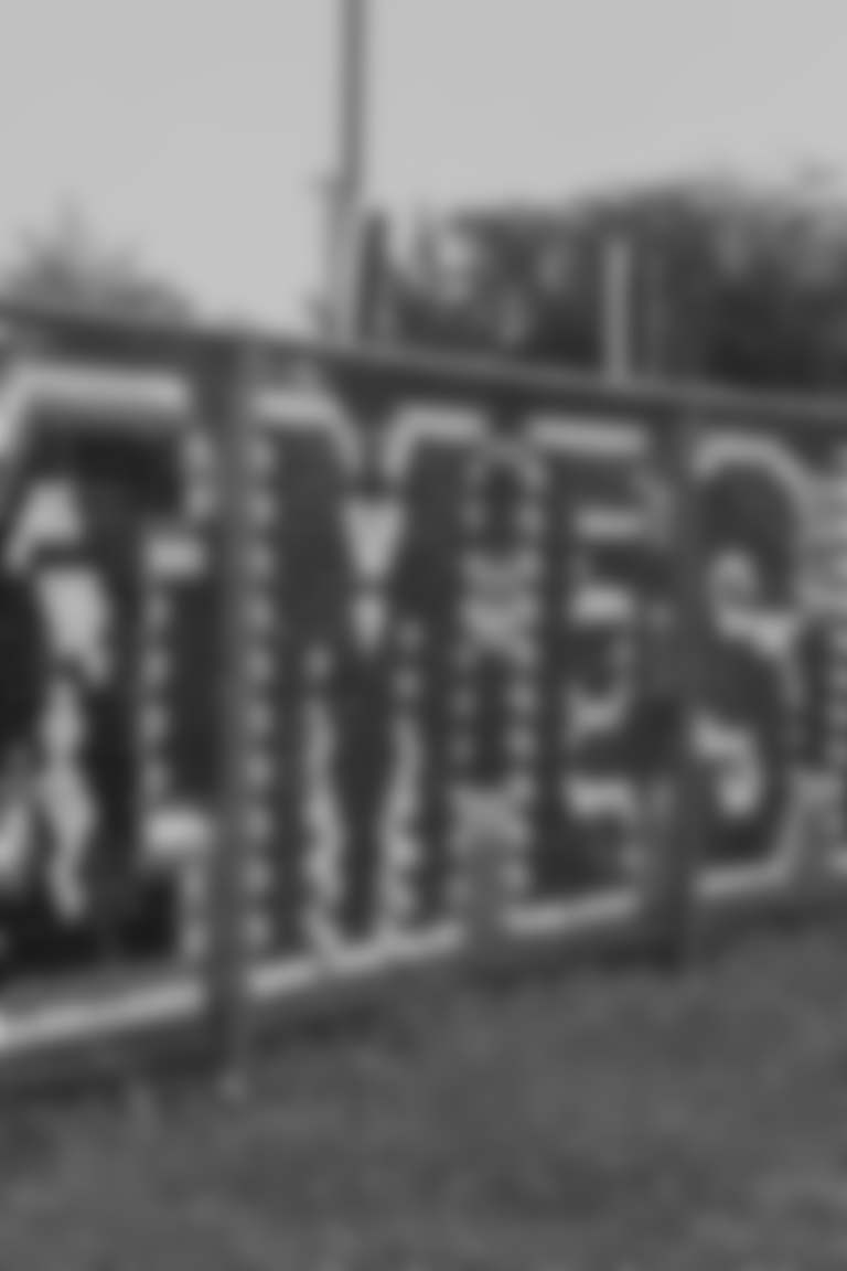 Article Centerpiece With Logos_0013s_0018__BB17774.JPG