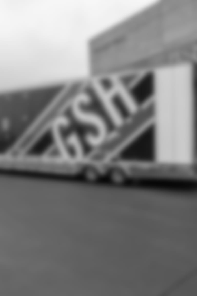 Centerpiece With Logos-Kevin Meyers MacBook Pro_0006__BB29958.jpg