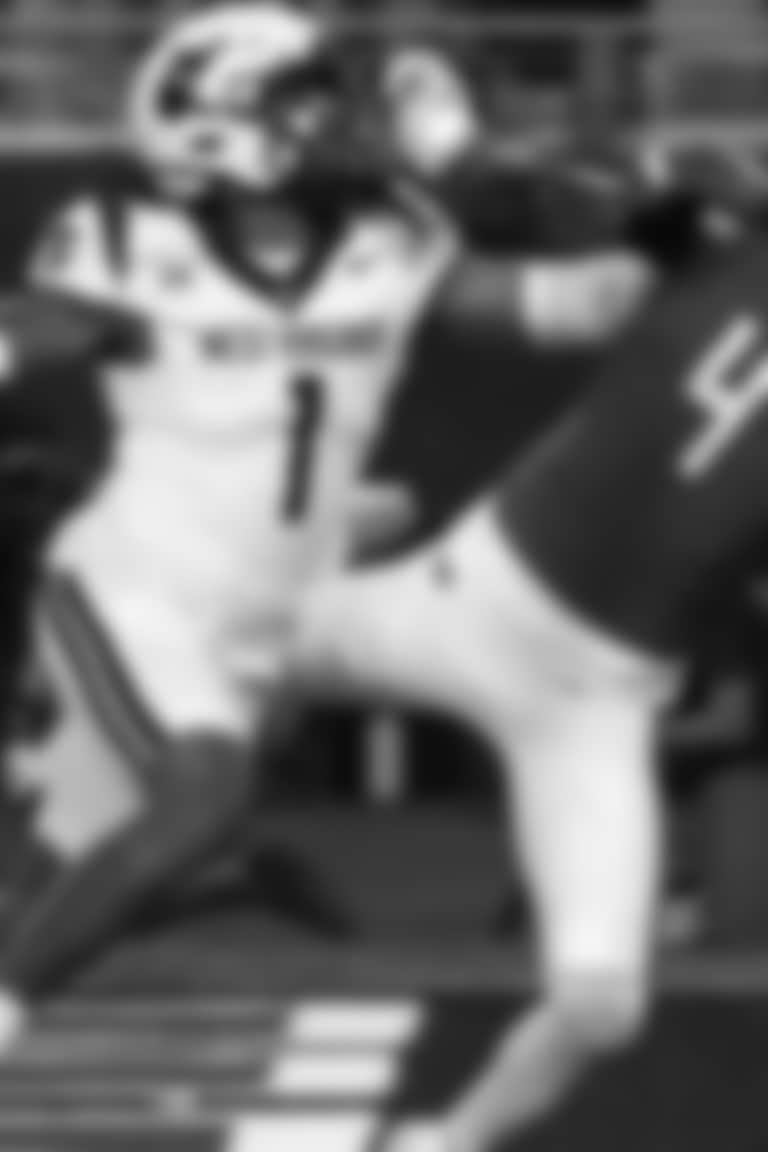 01_TE_hero_Tetairoa McMillan