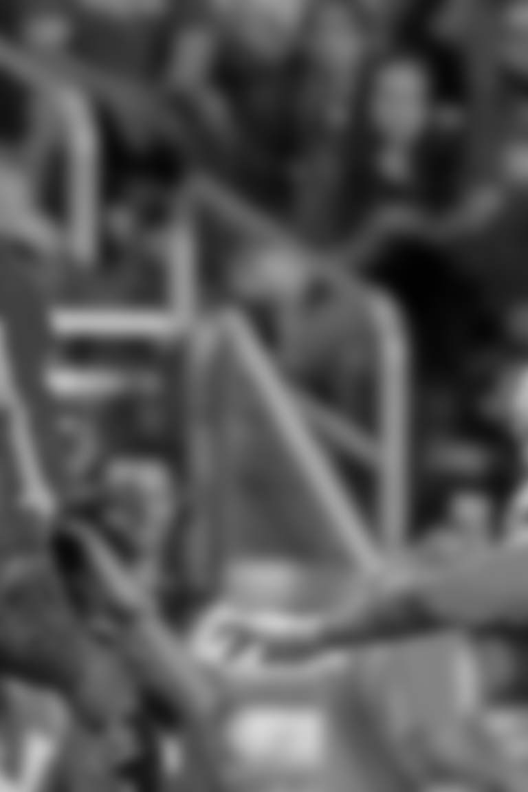 01_RB_hero_ Ashton Jeanty