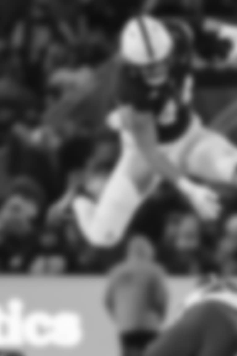 01_TE_hero_Tyler_Warren