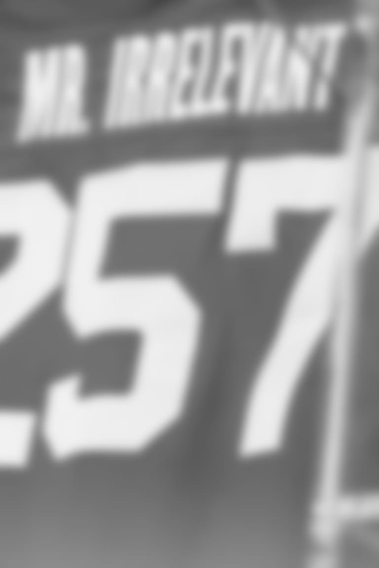 Melanie Salata Fitch announces Alabama's Jaylen Key as the final pick by the New York Jets during the third day of the NFL football draft, Saturday, April 27, 2024, in Detroit. The final pick is referred to as the Mr. Irrelevant pick. (Emily Elconin/AP Images for the NFL)