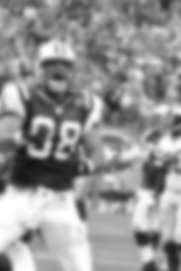 Tight end Anthony Becht celebrates after a touchdown. The touchdown forced the game into overtime. The Jets lost to the New York Giants 31-28 in overtime at the Meadowlands on November 2,2003. The Jets were the home team. OT loss. 00