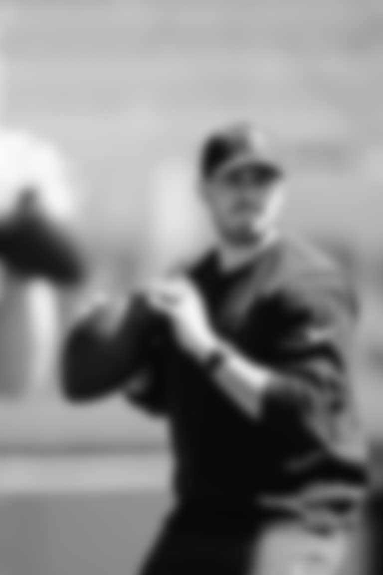 Bercovici throwing in practice