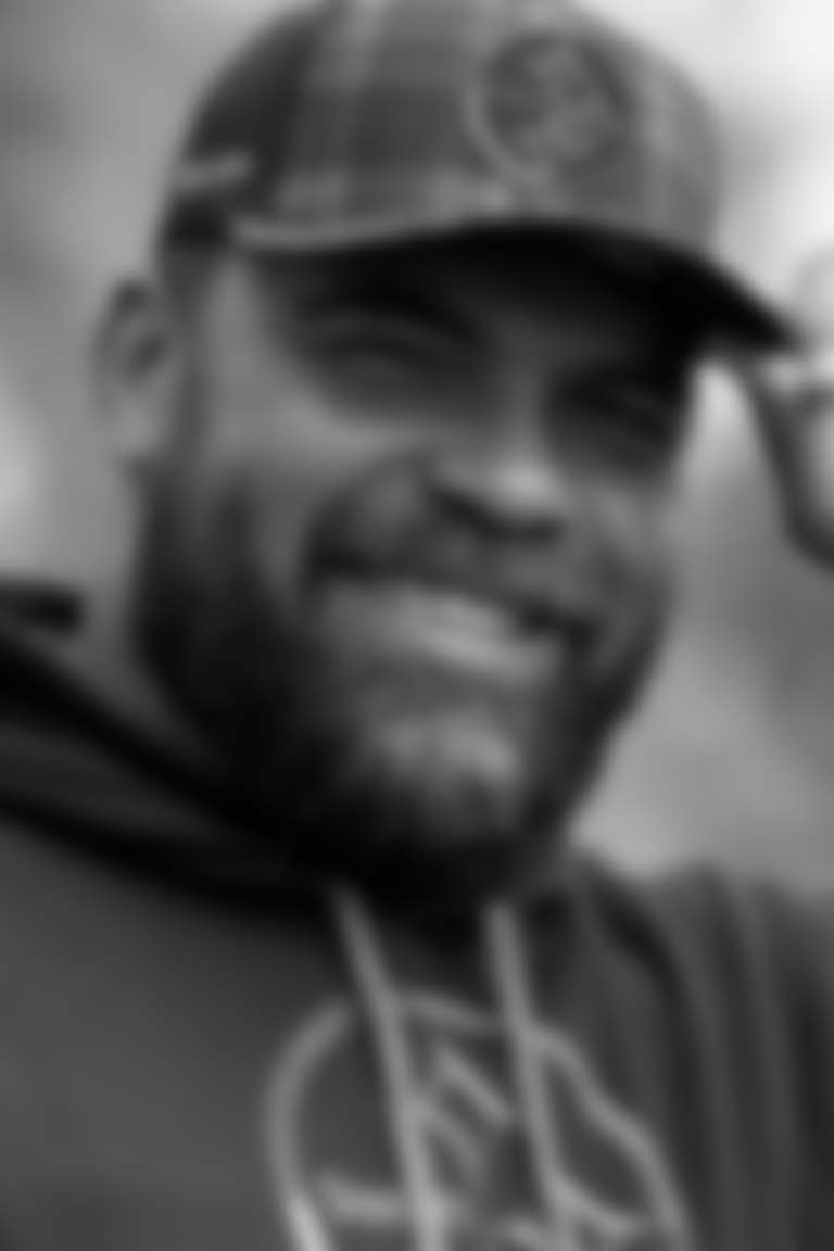 Parallax_2024_Heyward_Cam_Pro_Shop_Smile