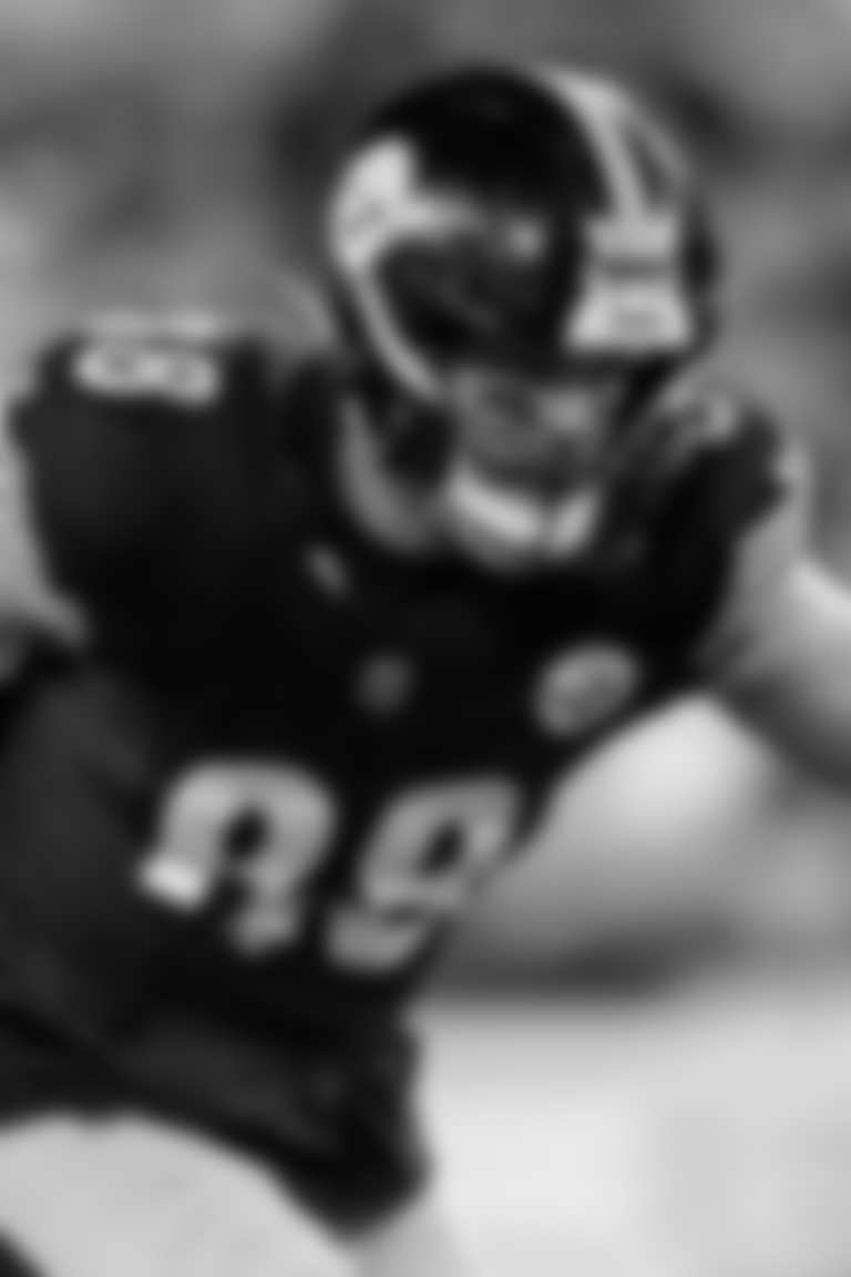 Freiermuth_Pat_Parallax_2024_Browns