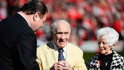 image: News Charley Trippi First to Step Under 'Gold Jacket Spotlight' Thumbnail