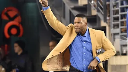 image: Michael Strahan's Hall of Fame Ring Presentation