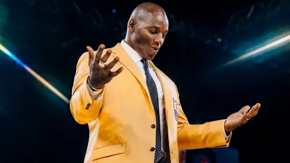 image: News Gold Jacket Spotlight: Bryant Young gets to return Hall of Fame favor with 'Knock' Thumbnail