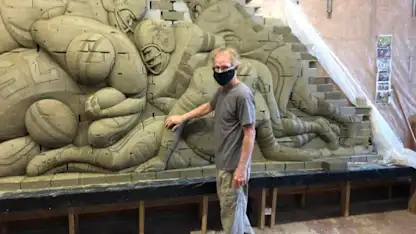 image: News Sculptor Creates Art to Commemorate Ice Bowl Thumbnail