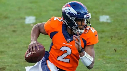 image: News Hinton Makes First Emergency QB Start in 55 Years Thumbnail