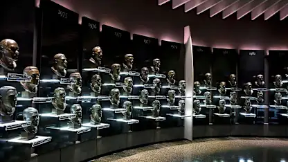 image: News Video: 6 Hall of Famers, 1 stage. Group shares stories, thoughts with guests Thumbnail