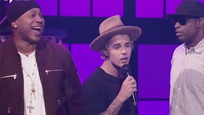 image: Sanders Defeats Bieber in "Lip Sync Battle"