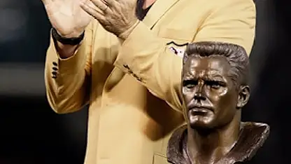 image: News Howie Long Donates $1 Million To Villanovalong-howie-villanova-donation-400