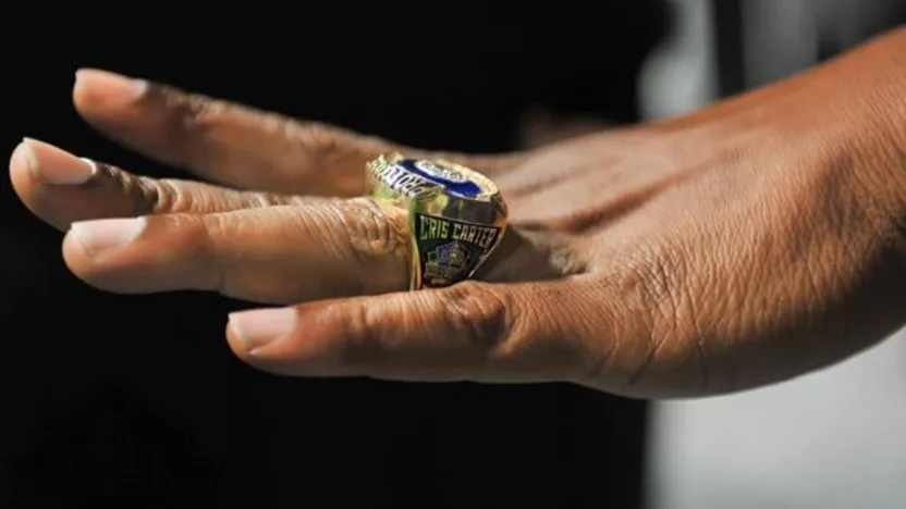 image: Gallery Cris Carter receives his Hall of Fame ring - image: 