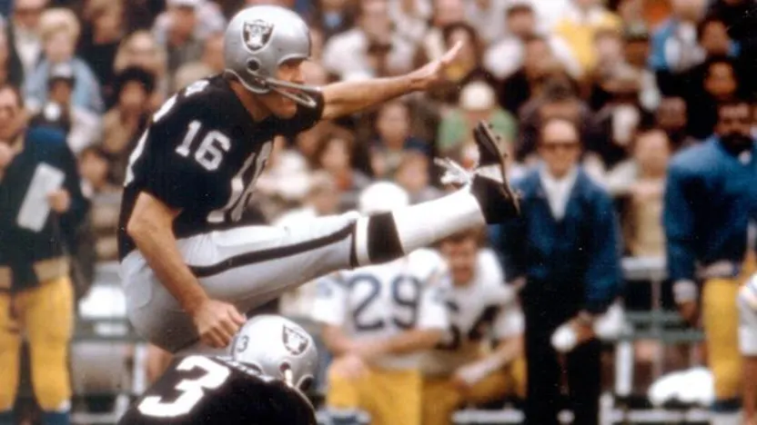 image: Gallery George Blanda, Class of 1981 - image: 