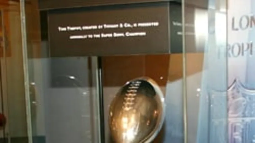 image: Gallery Vince Lombardi mementos - image: 