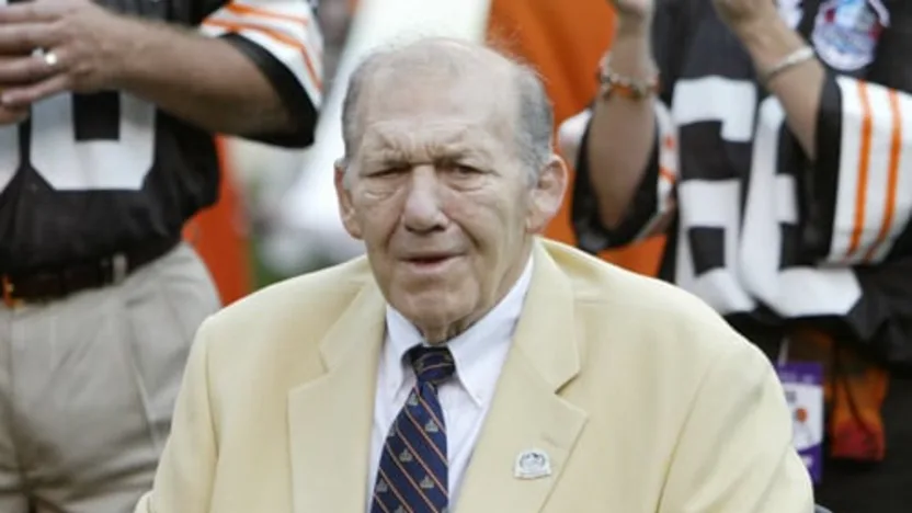 image: Gallery Gene Hickerson's Hall of Fame Ring Ceremony - image: 