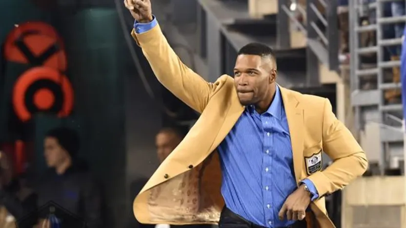 image: Gallery Michael Strahan's Hall of Fame Ring Presentation - image: 