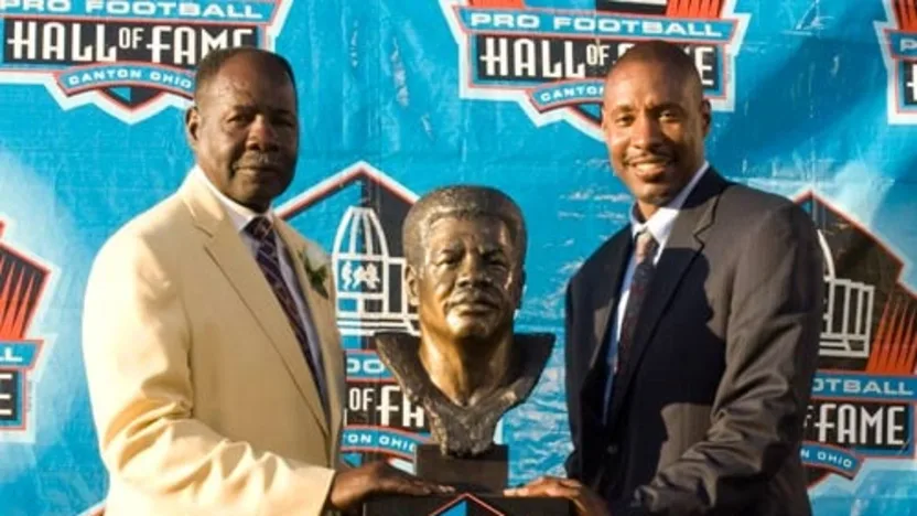 image: Gallery Emmitt Thomas' Enshrinement - image: 