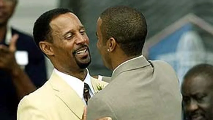 image: Gallery Class of 2003<br>Enshrinement Day - image: 